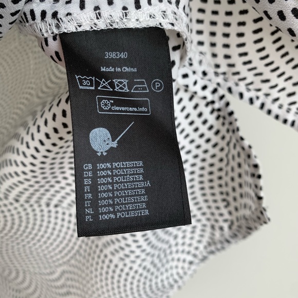 MONKI black dot circle white tank top - Picture 4 of 9